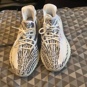 Yeezy 350 Zebra